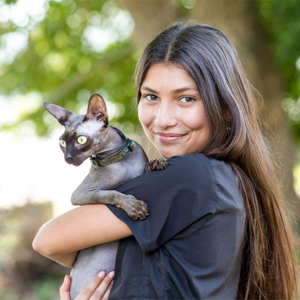 Brynne Hetram, Animal Care Attendant